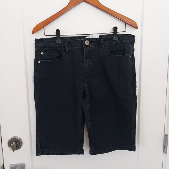CLEO Jean Shorts Size 12 - Picture 1 of 4